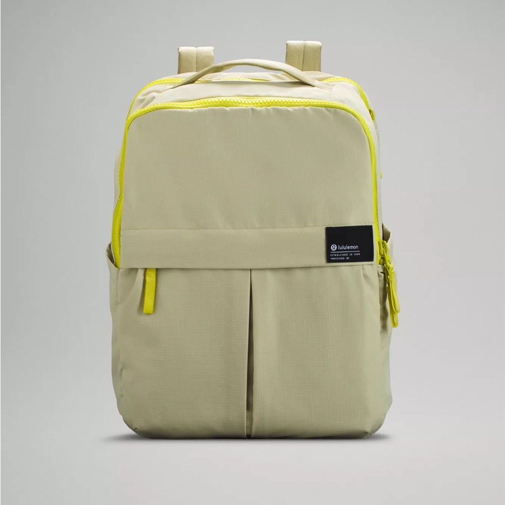SOLD OUT NWT Lululemon Everyday Backpack 2.0 23L